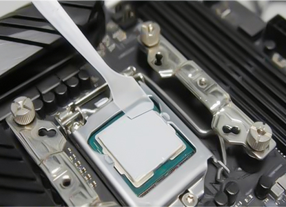 Dustproof, anti-corrosion and shock-proof electronic components