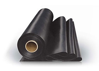 What are the characteristics of silicone rubber molds?